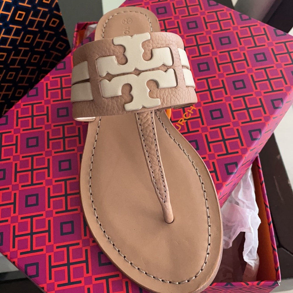 Tory Burch sandal💕